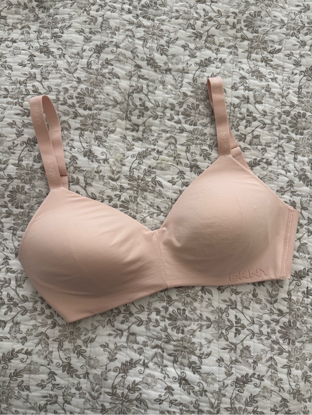 DKNY Seamless Blush Nude T-Shirt Bra